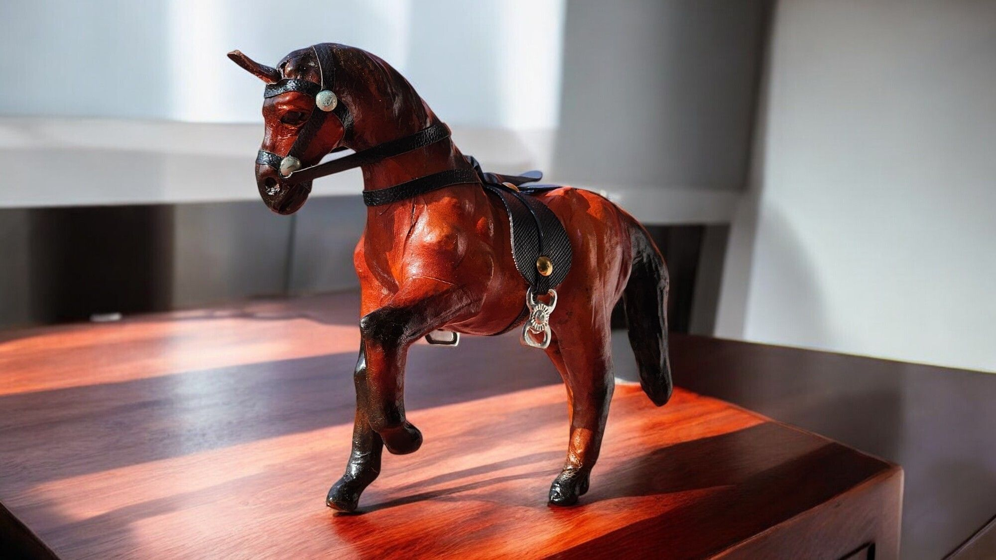 VMSK HandiCrafts Shivaji Horse | Leather | 6” Inch | Brown | Decorative Showpiece