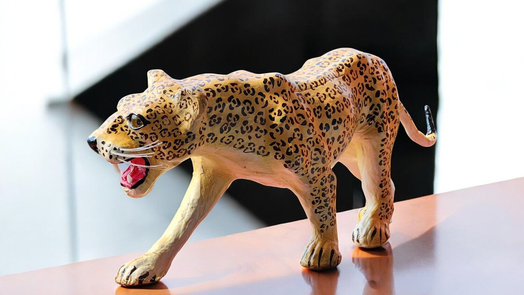 VMSK HandiCraft Walking Leopard | Leather | 18” Inch | Yellow & Black | Premium  Showpiece